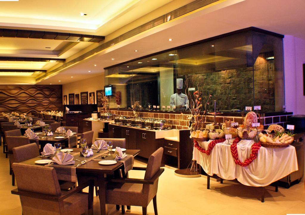 Cambay Resort Джайпур Ресторан фото